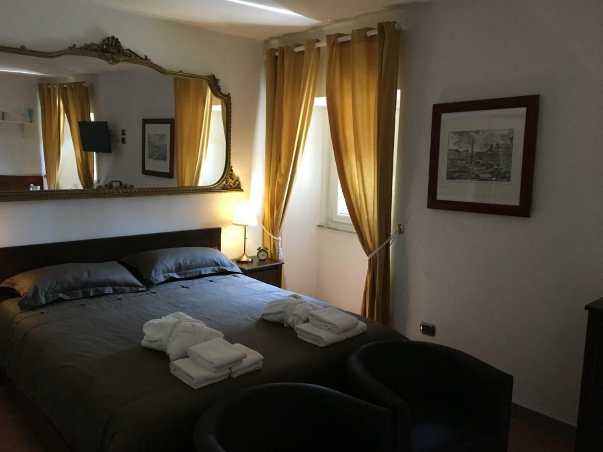 Apartment M9 Pantheon Attic 10 Rom